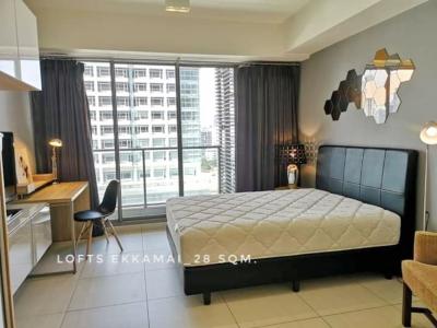 ให้เช่าคอนโดสุขุมวิท อโศก ทองหล่อ : ให้เช่า คอนโด studio 1 bedroom The Lofts เอกมัย (เดอะ ลอฟท์ เอกมัย) 28 ตรม. near BTS Ekkamai in Sukhumvit area