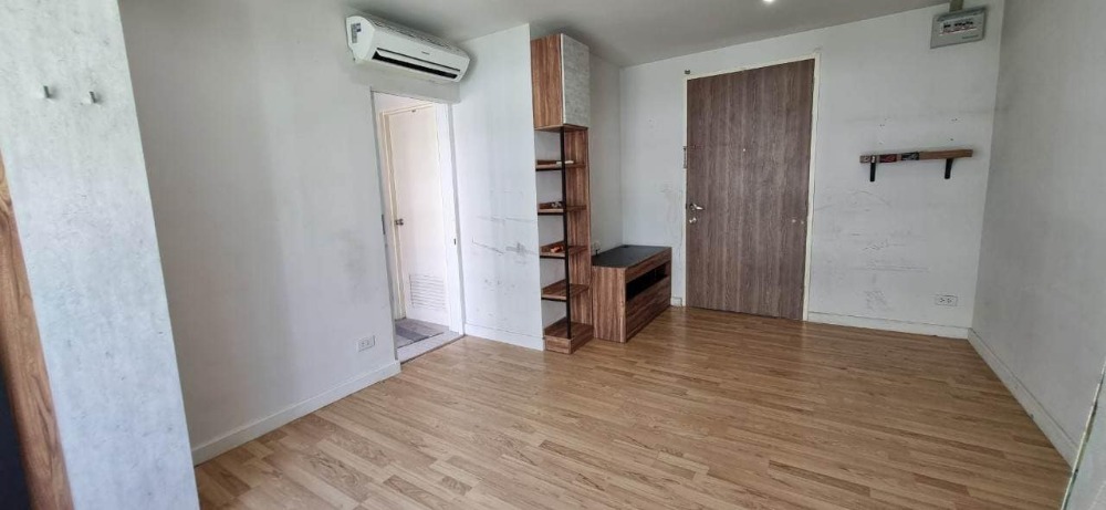 For SaleCondoRama5, Ratchapruek, Bangkruai : For sale: Cool Condo Rama 7, Bang Kruai, Nonthaburi, high floor, price only 1,050,000 baht.