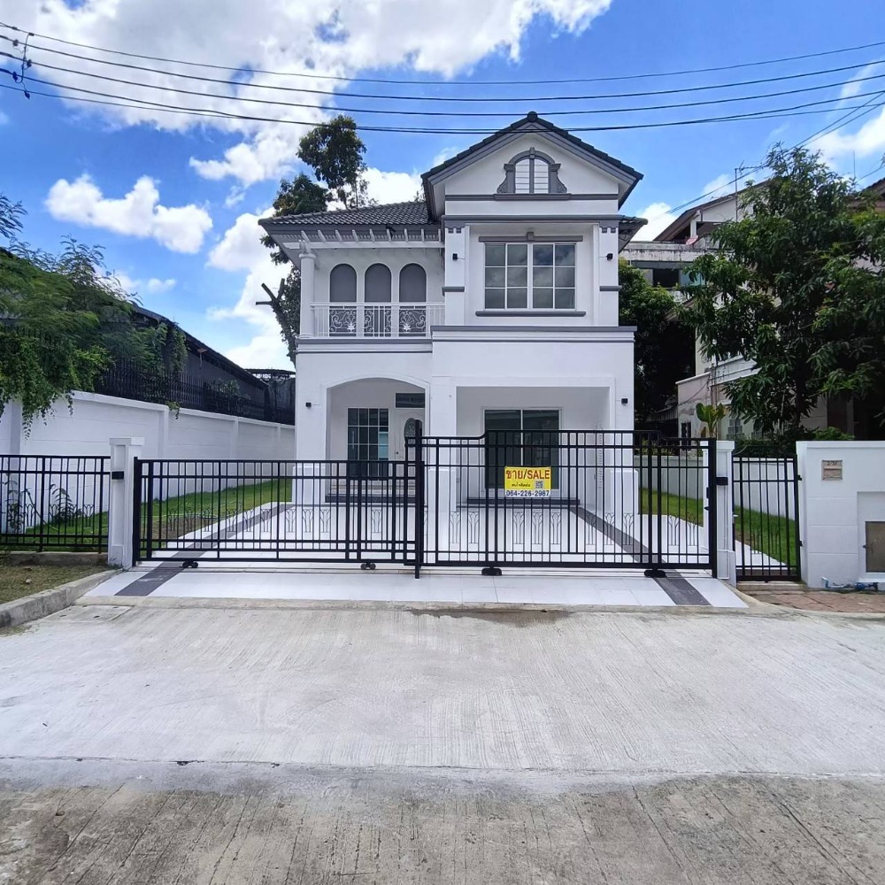 For SaleHousePhutthamonthon, Salaya : For sale: 2-storey detached house, Image Place, Phutthamonthon Sai 4, luxurious English style, near Central Salaya shopping mall.