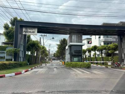 For SaleTownhousePattanakan, Srinakarin : Town Avenue Rama 9 Soi Krungthep Kreetha 7For Sale 4,593,800Bath