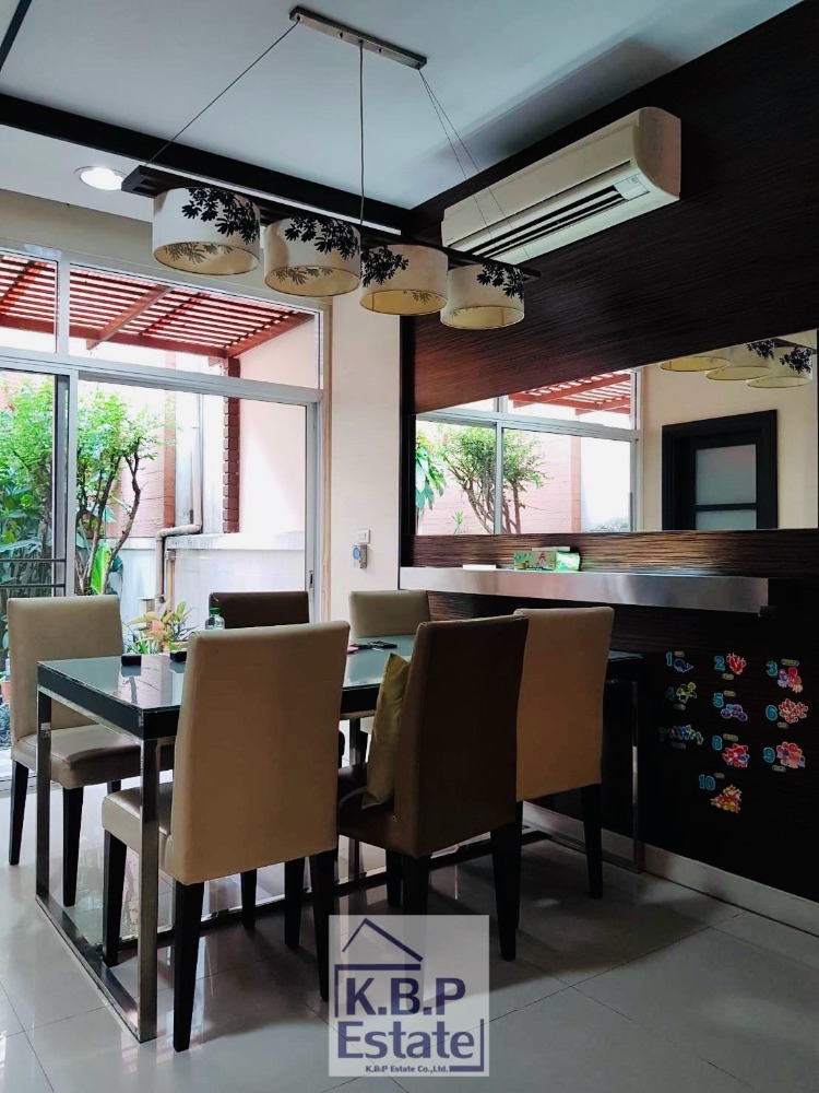 For RentTownhouseSathorn, Narathiwat : For rent #Townhouse Rama 3 #Baan Klang Krung Sathorn-Narathiwat 3 bedrooms, 5 bathrooms, with furniture