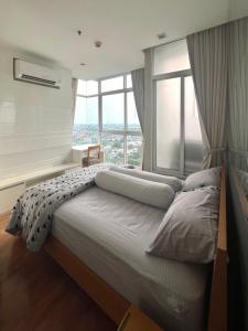 For RentCondoBangna, Bearing, Lasalle : Condo for rent near BTS Bangna, The Coast Bangkok