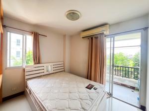 For SaleCondoSamut Prakan,Samrong : Easy to Rent, Over 7% Rental Yield, Extremely Worthwhile Price! Condo for Sale: The Cache Rama 3 - Samrong, just 3 minutes to BTS Samrong.