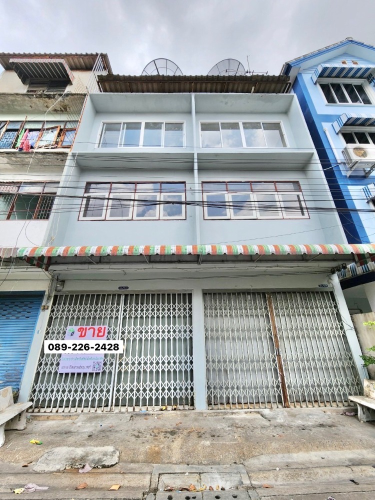 For SaleShophousePinklao, Charansanitwong : For Sale! : Commecial Buliding 3 storey, 2 unit shophouse, Charansanitwong 25, 3 bedrooms, 3 bathrooms, usable area 330 sqm.