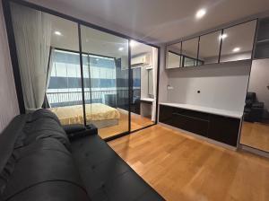 For RentCondoSathorn, Narathiwat : For Rent and sale Condo Noble Revo Silom