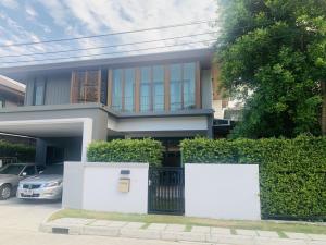 For SaleHousePattanakan, Srinakarin : Single house for sale, Burasiri, Phatthanakan New Cut ‼️- Land size 63.9 square wah- Usable area 210 sq m.- 4 bedrooms, 5 bathrooms- 1 maids room - 2 parking spaces …………… Selling for 15.9 million baht.…………