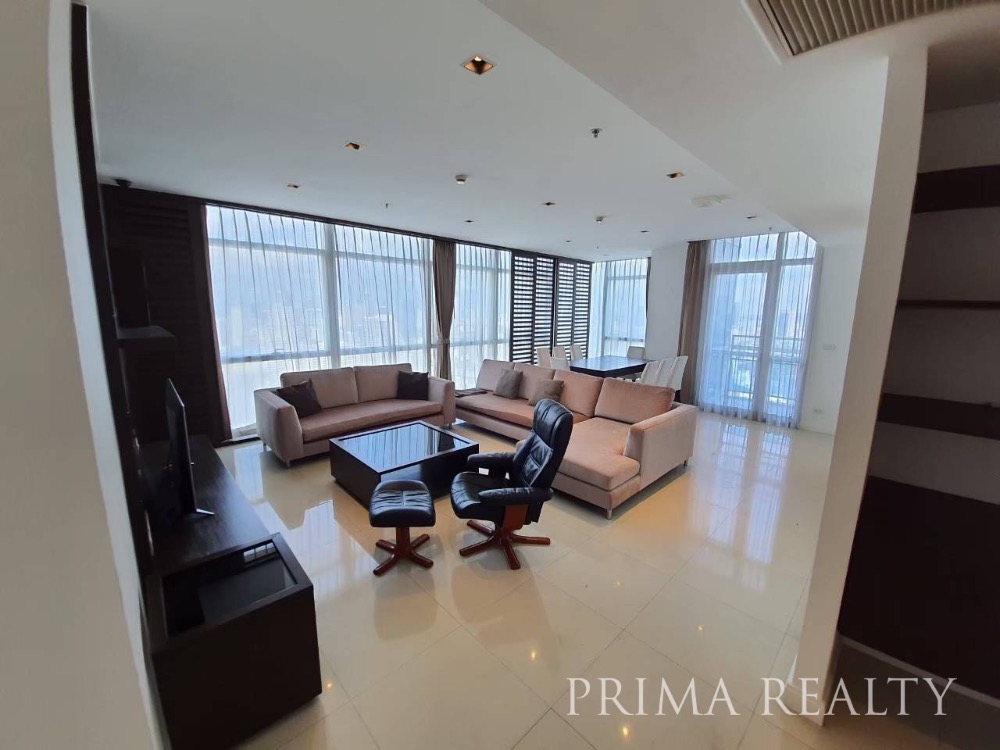 For RentCondoWitthayu, Chidlom, Langsuan, Ploenchit : Become a tenant of Athenee Residence 3-bedroom condo in Witthayu area, near BTS Phloen Chit.