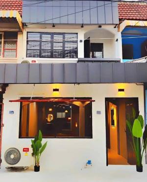 For RentTownhouseChaengwatana, Muangthong : Townhome for rent, Chaeng Watthana Soi 6, Lak Si, near Don Mueang Airport ✈️🎊💸