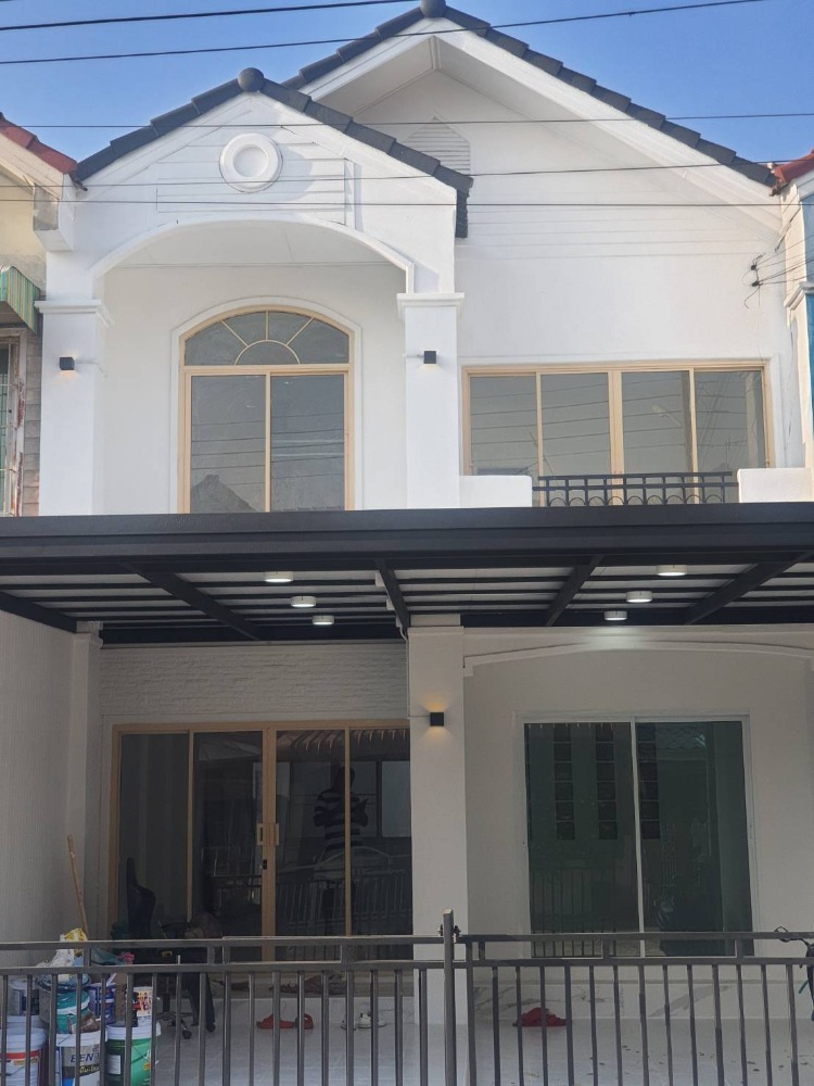 For SaleTownhouseNakhon Pathom : For sale: 2-storey townhouse, Siwarat Village 5, Sam Phran, Nakhon Pathom, newly decorated, ready to move in