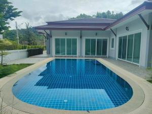 For SaleHousePattaya, Bangsaen, Chonburi : Sale new pool villa in hillside of Bangsaray Sattahip only 10 minutes to Bangsaray Beach 🏖️