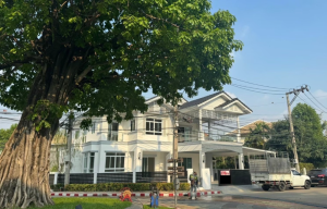 For SaleHouseChaengwatana, Muangthong : Corner house for sale, largest in the project, newly built, ready to move in, Saransiri Village, Ratchaphruek-Chaengwattana