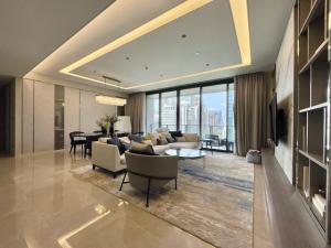 ให้เช่าคอนโดวิทยุ ชิดลม หลังสวน : Condo For Rent - The Residences at Sindhorn Kempinski Hotel Bangkok (ฺใกล้ BTS ราชดำริ)