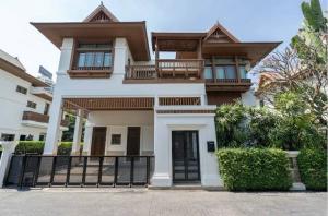 For RentHouseRama3 (Riverside),Satupadit : For rent: L&H Villa Sathon project house, large pool villa, ready to move in