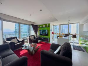 For RentCondoWongwianyai, Charoennakor : The River by Raimon Land - Cozy 2 Beds Condo for Rent!