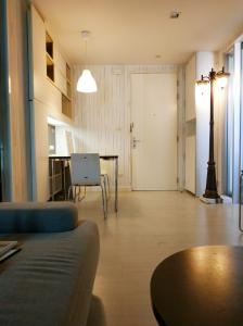 For RentCondoOnnut, Udomsuk : For sale-for rent The room Sukhumvit 64 500 meters to BTS Punnawithi, no need to walk, separate rooms with doors in every room