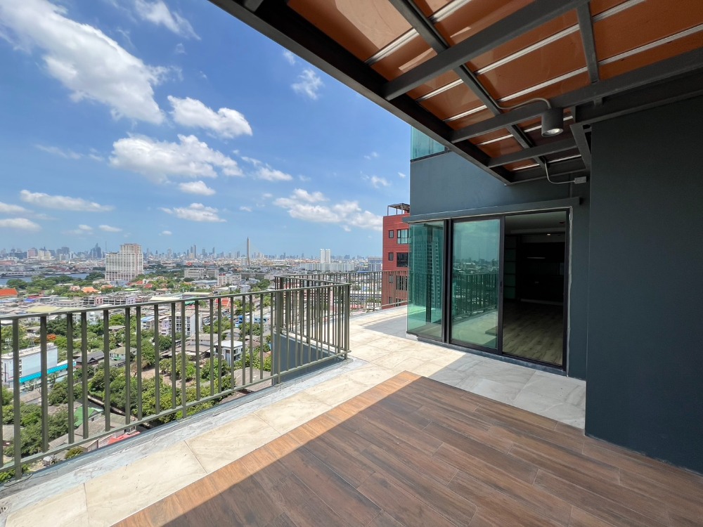 For SaleCondoPinklao, Charansanitwong : 29 Sq.m Balcony River View! They don’t make them this BIG Anymore!! 131.68 Sq.m Duplex Unit for SALE at BRIX Condo Charan 64 Next to MRT Sirindhorn