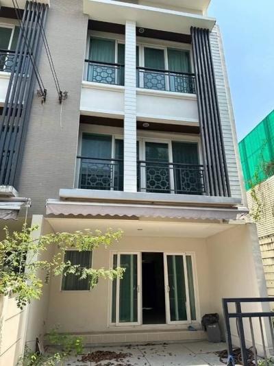 For RentTownhouseLadkrabang, Suwannaphum Airport : Baan Klang Muang Rama9 MotowayFor rent 25,000฿/Month