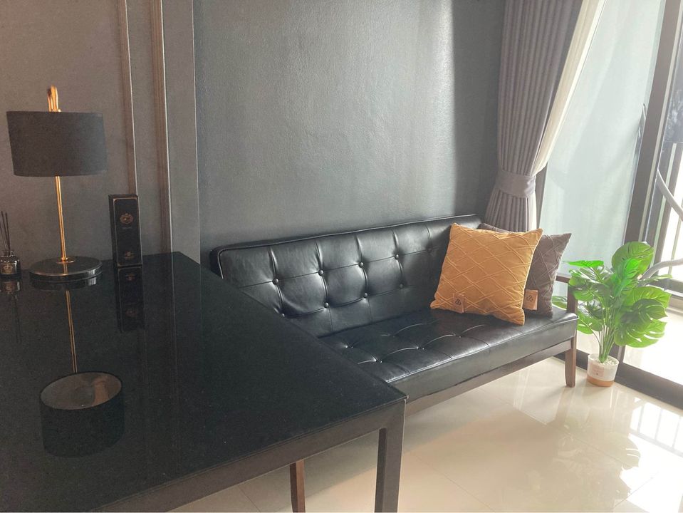 For RentCondoRatchadapisek, Huaikwang, Suttisan : 1 Bedroom condo for rent in Ideo Ratchada – Huaykwang - Only 200 m from MRT Huai Khwang Station