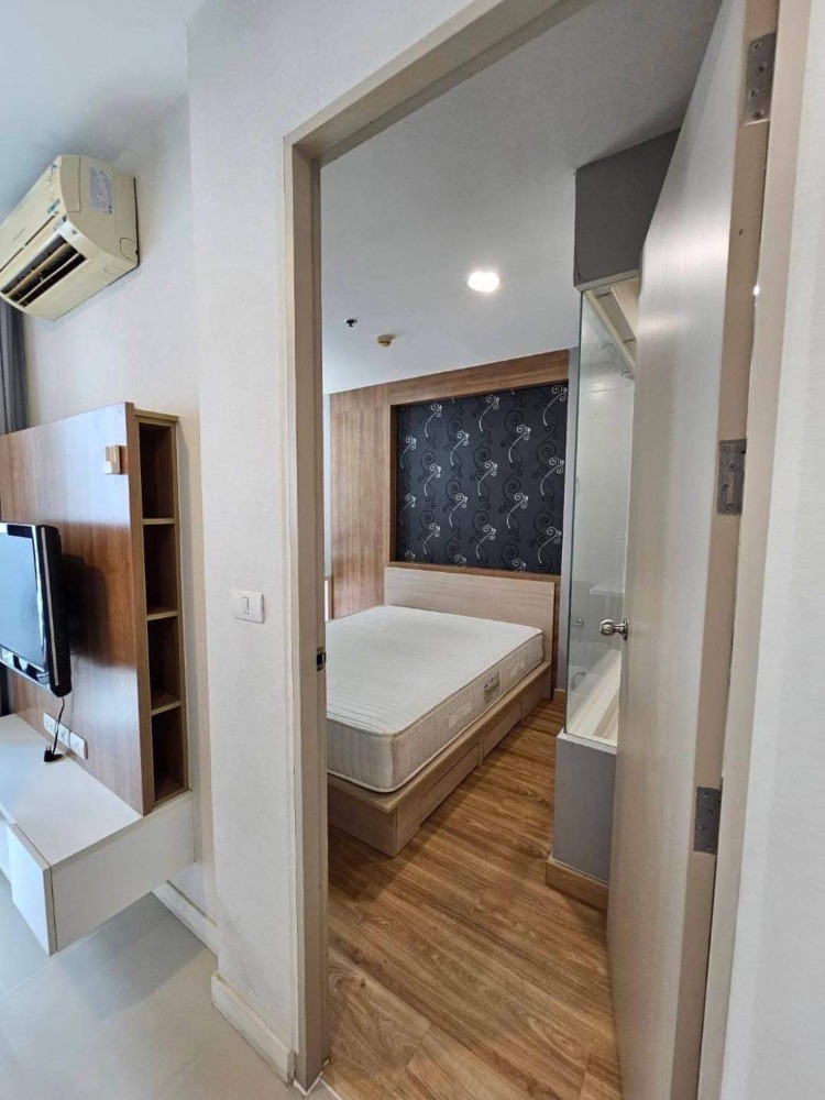 For RentCondoRatchadapisek, Huaikwang, Suttisan : For rent Ideo Ratchada-Huai Khwang 🔥🔥🔥 1 bedroom, 1 bathroom, 14,000 baht, very cheap price, 35 sq m., beautiful room, fully furnished, near MRT Huai Khwang 70 meters, beautiful common area