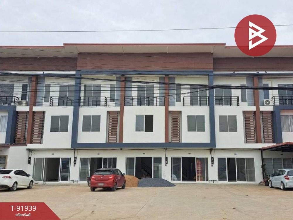 For SaleShophouseNakhon Sawan : For sale: 4 commercial buildings, The Touch Living Project, Kao Liao, Nakhon Sawan