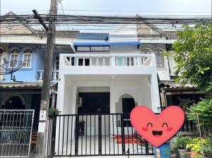 For RentTownhouseOnnut, Udomsuk : Niran Townhome Village, newly renovated (Wachiratham 57, Soi 18, pets allowed, interested contact 082-3223695 (