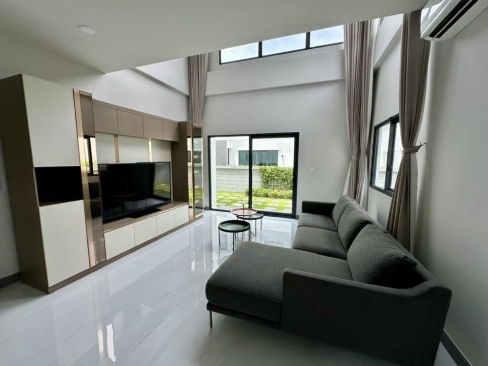 ให้เช่าบ้านบางนา แบริ่ง ลาซาล : 🏡NEW HOME FOR RENT The City Bangna next to MEGA BANGNA  313 SQM.  4 bedroom 5 bathroom 2 living room  1 maid room for rent at 150,000/ month