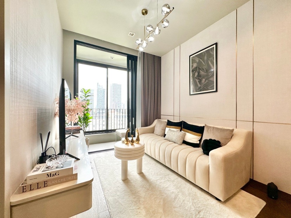 ขายคอนโดสุขุมวิท อโศก ทองหล่อ : 1Bed 1Bath 45 sq.m. - IDEO Q Sukhumvit 36 (0993639692 Toey)