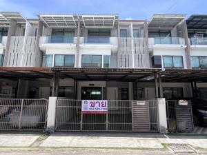 For SaleTownhouseRathburana, Suksawat : Urgent sale, 3-storey townhouse, new house 2 Phutthabucha 36, ​​3 bedrooms, 3 bathrooms, built-in furniture, beautiful condition, just bring your bags and move in.