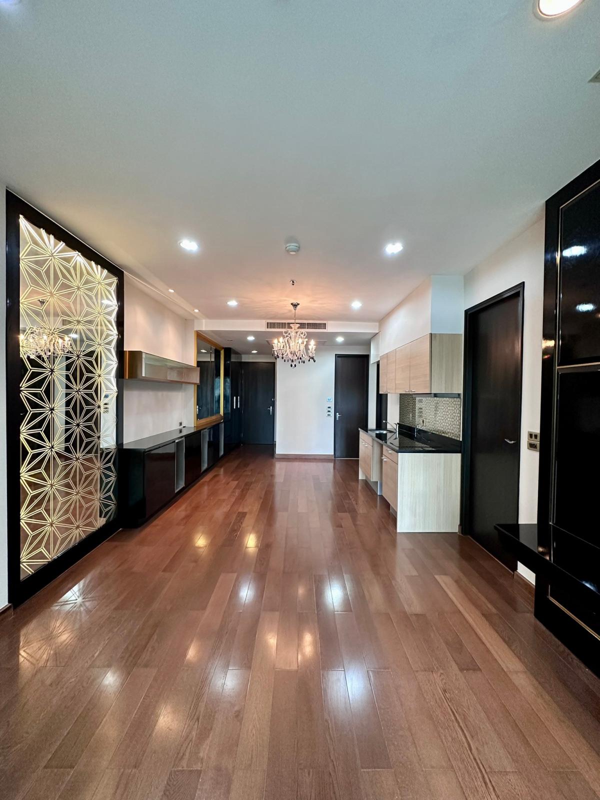 For SaleCondoWitthayu, Chidlom, Langsuan, Ploenchit : The Address Chidlom 79 sq.m. 2 bedrooms 2 bathrooms Condo for sale