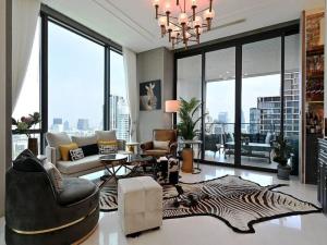 ให้เช่าคอนโดวิทยุ ชิดลม หลังสวน : ให้เช่าคอนโดหรู The Residence at Sindhorn Kempinski luxury design ( SPSEVE340 )