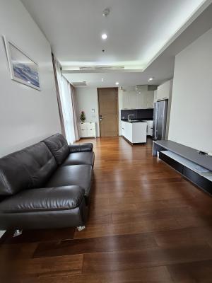 For SaleCondoSukhumvit, Asoke, Thonglor : Luxury condo for sale from Sansiri At the beginning of Soi Thonglor, The Quattro, size 86 sq m, 2 bedrooms, 2 bathrooms, decorated with good grade materials, has a shuttle to BTS.