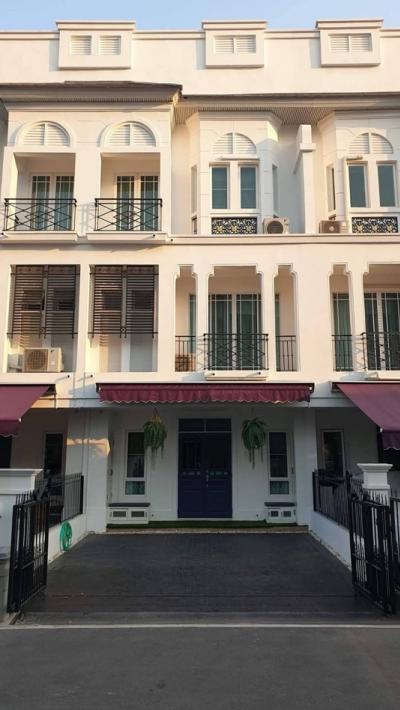 For RentTownhouseOnnut, Udomsuk : PN1249 Townhome for rent, Leon Sukhumvit 62, luxurious, beautifully decorated, ready to move in, convenient transportation, near BTS Bang Chak, next to the expressway, just a few minutes to the city center.