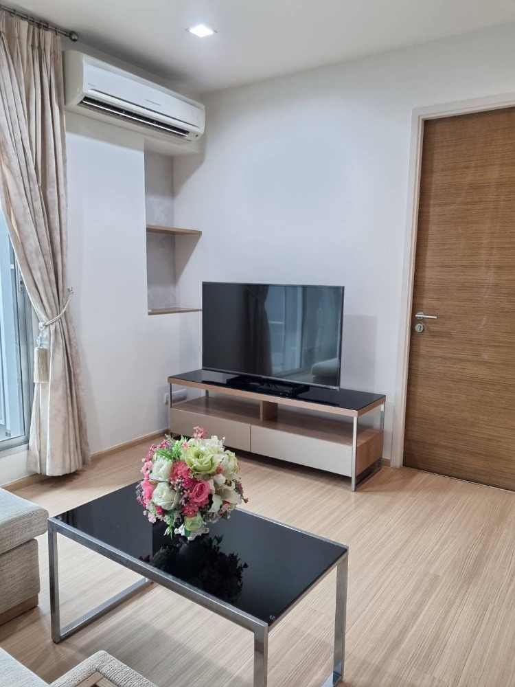 For RentCondoOnnut, Udomsuk : ++For rent++RHYTHM Sukhumvit Condo, 2 bedrooms, 2 bathrooms, with bathtub, size 65 sq m., 15th floor, open view, beautiful, fully furnished, beautifully decorated, ready to move in. 2 bedroom 2 bathroom with bathtub Size 65 sqm. Floor 15 with unblocked vi