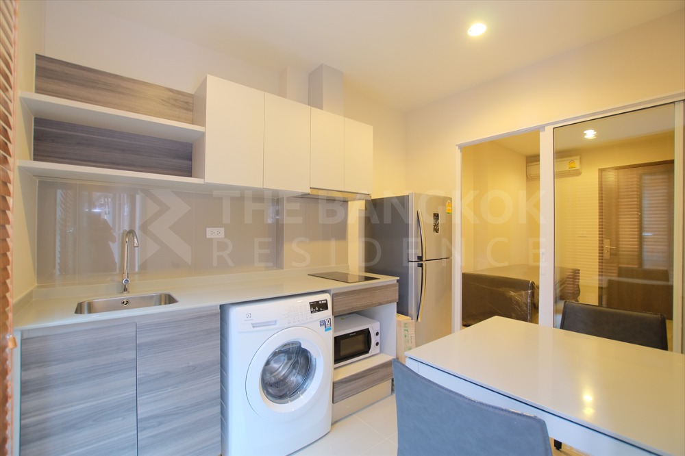 For SaleCondoRatchadapisek, Huaikwang, Suttisan : Urgent sale Centric Ratchada-Huai Khwang 3.69 MB🔥🔥🔥 Near MRT 32 sq m. 1 bedroom 1 bathroom Sold with tenant Contact to make an appointment to view the room.