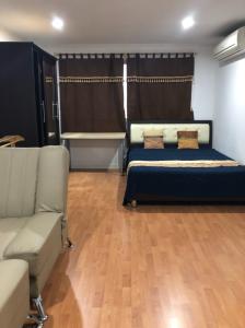 For SaleCondoRatchadapisek, Huaikwang, Suttisan : P-141308 🏢Condo for for sell Lumpini Ville Cultural Center fully furnished.