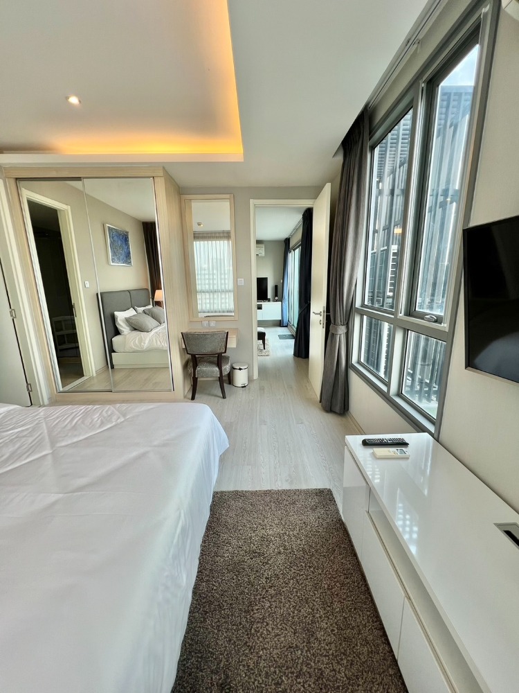 For RentCondoSukhumvit, Asoke, Thonglor : For rent, H condo sukhumvit43 38,000baht, 1bedroom, 49 sqm., BTS Phrom Phong (850 meters), near Thonglor, Sukhumvit, Asoke, RCA, Ratchada, Ekkamai, Rama9, medpark Sukhumvit, Samitivej, Piyavate, Bangkok Hospital, SWU