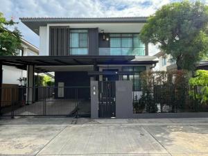 For SaleHouseBangna, Bearing, Lasalle : For inquiries, call: 083-699-1519. For sale: 2-storey detached house, Manthana Village, Srinakarin-Bangna (Soi Wat Nam Daeng), near Srinakarin Road and Kanchanaphisek Expressway.