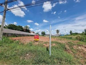 For SaleLandKorat Nakhon Ratchasima : For sale: vacant land, prime location, on the main road, Bua Yai District, Nakhon Ratchasima Province