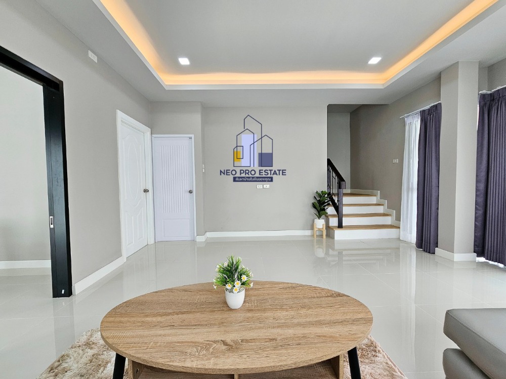 For SaleHouseKhon Kaen : Luxurious twin house, modern style, Luxury, 2 floors, 3 bedrooms, 3 bathrooms, built with grade A materials, near Khon Kaen University.