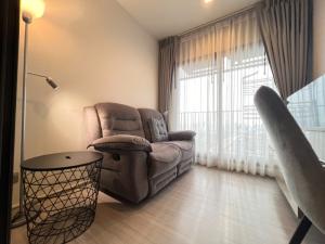 For RentCondoRama9, Petchburi, RCA : Urgent! For rent: Life Asoke Hype, Upper high class condo, good price, beautiful room, good view!