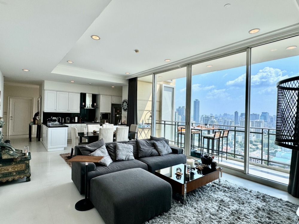 For SaleCondoSukhumvit, Asoke, Thonglor : Royce Private Residence - Luxury 2 Beds Condo for Sale!