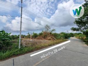 For SaleLandRayong : Urgent sale, empty land, already filled, area 418.6 sq.wa (1 rai 18.6 sq.wa), Kan Nong, Ban Laeng, near Rayong city.