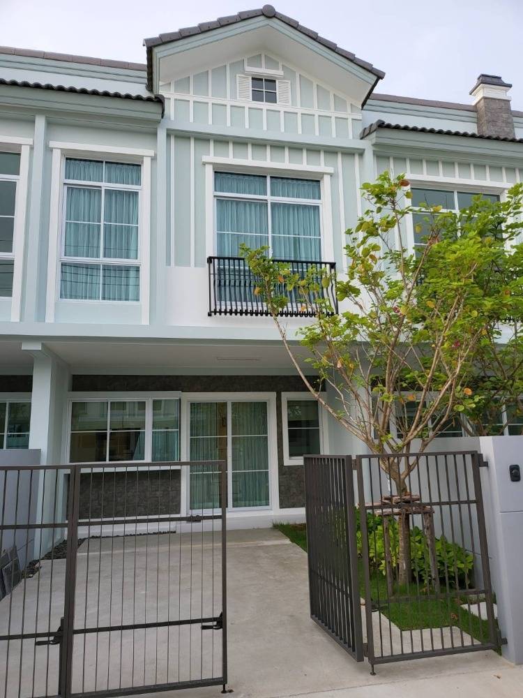 For RentTownhouseBangna, Bearing, Lasalle : Townhome for rent, Indy Bangna - Ramkhamhaeng 2, near Mega Bangna, only 3 minutes away.