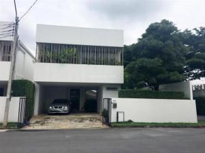 For RentHouseLadkrabang, Suwannaphum Airport : P5 for rent/sale, single house, Courtyard Villa, Rama 9-Ring Road, Kanchanaphisek Road, parallel to Krungthep Kreetha Road