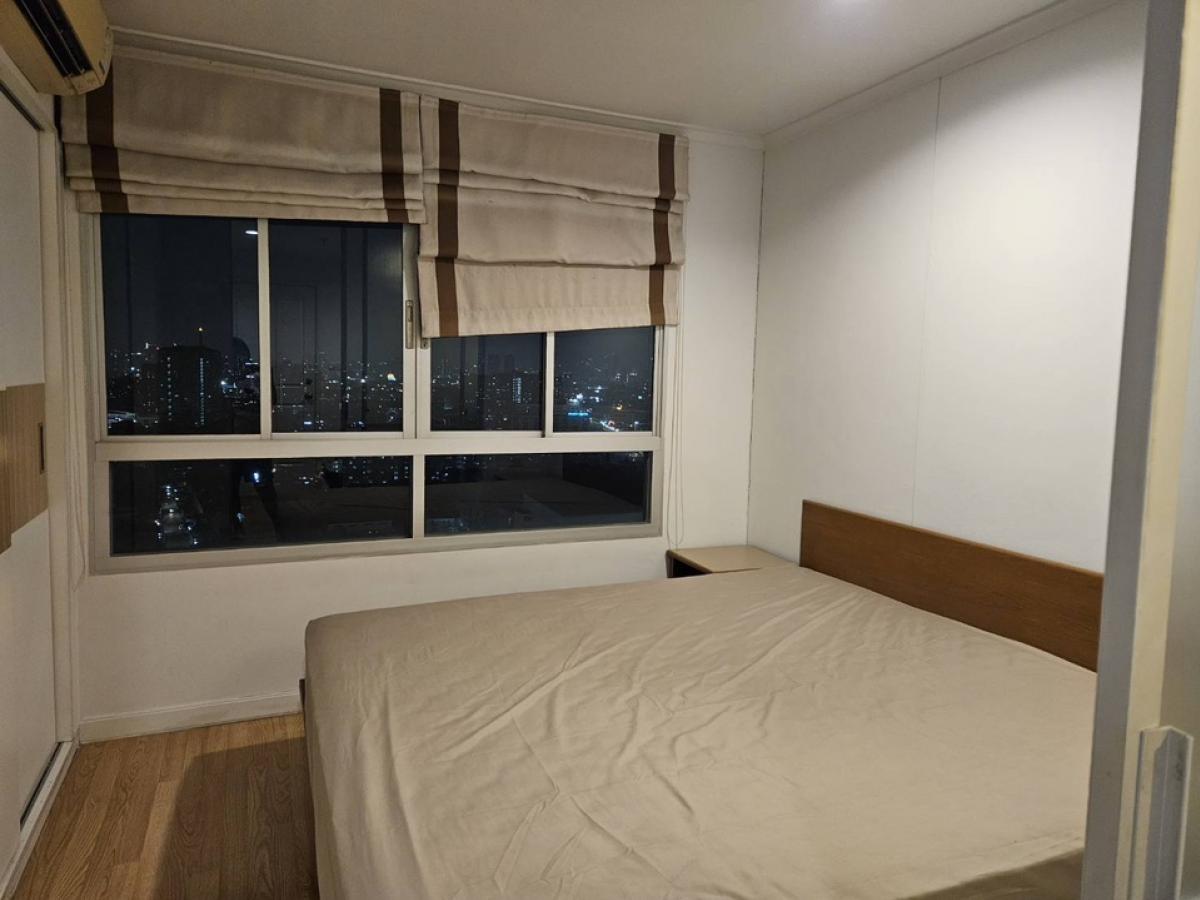 For RentCondoPinklao, Charansanitwong : Lumpini Park Pinklao, Building A, beautiful view, 25th floor, complete with furniture and appliances