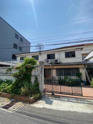 For SaleHouseSukhumvit, Asoke, Thonglor : 🎉Selling a 2-storey detached house, Sukhumvit 71 Road, 5 bedrooms, 6 bathrooms, 65 square wah, with teak furniture, near BTS Phra Khanong