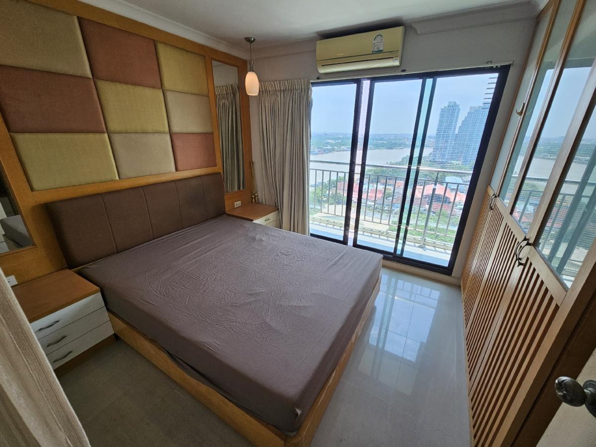 For RentCondoRama3 (Riverside),Satupadit : For Rent: For rent, Lumpini Place Narathiwat-Chao Phraya, opposite Supalai office building, Rama 3 Road, near King College School, beautiful room, complete functions, rent only 10,000 baht, hurry to book, as advertised