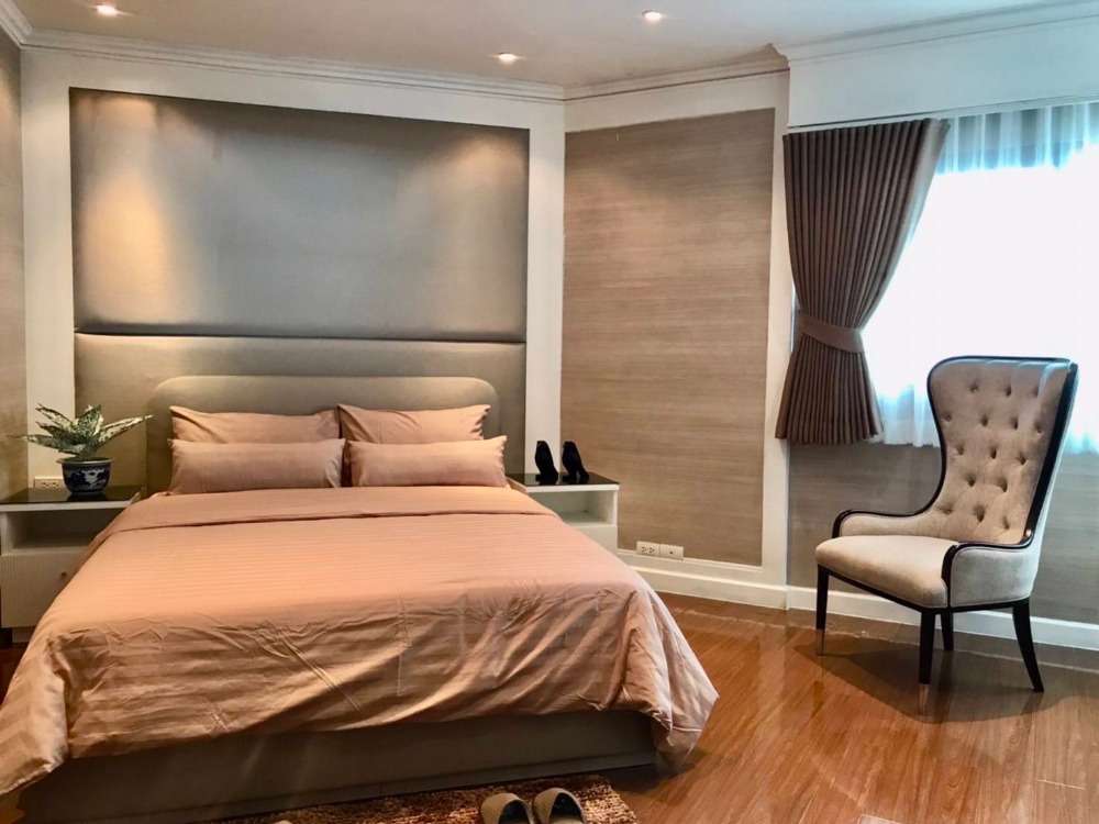 For SaleCondoSathorn, Narathiwat : For sale!! Sathorn Gardens 2 bedrooms, newly renovated, beautifully decorated, fully furnished, near Lumpini Park, near BTS, ready to move in