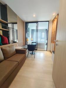 For RentCondoWitthayu, Chidlom, Langsuan, Ploenchit : For rent 1 bedroom 35 sq m. Life One Wireless