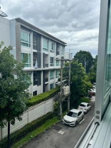 For SaleCondoChiang Mai : Condo for sale next to the Faculty of Engineering, Chiang Mai University. The room is rarely occupied. 4th floor, room available, ready to view.